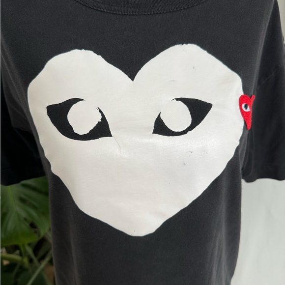 Play by Comme des Garçon T-Shirt - Picture 2 of 5